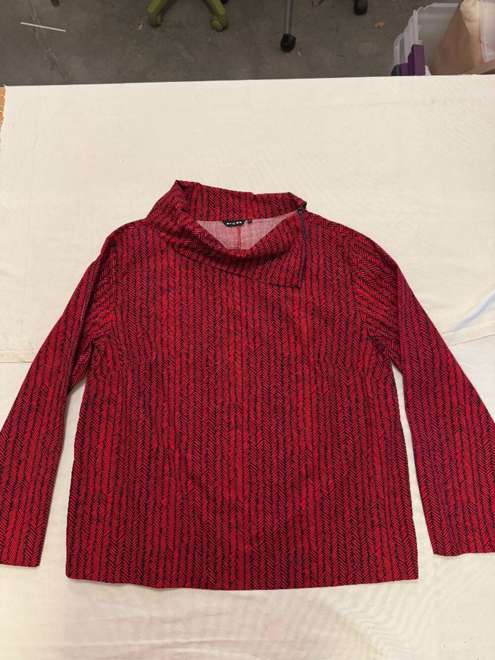 Marimekko Red Long Sleeve Top